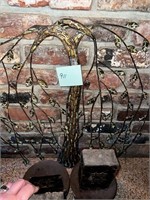 METAL WILLOW TREE HANGING