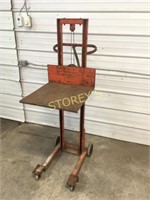 ~500lbs Manual Die Lifter Cart - 20 x 30 x 60