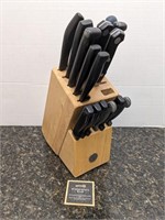 PC Wooden Knife Block/Assorted Kitchen Knifes