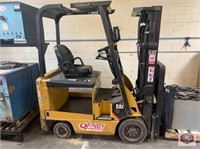 Cat 3,000 4-Wheel Electric Forklift