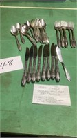 1940s Harmony House Plates AA+ serenade 8 knives,