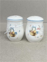 Salt and pepper shakers made in Japan