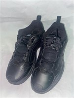 $70 AIR MONARCH MENS SIZE 10