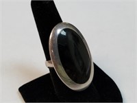 LARGE STERLING SILVER / ONYX RING