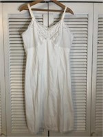 VINTAGE WONDER MAID LINGERIE SLIP DRESS SIZE 38