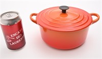 Chaudron en fonte émaillée Le Creuset, B