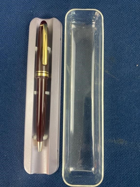 Vintage Ball Point pen, New, Goldtone and