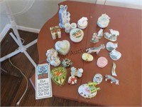 ASSORTED DECOR AND JEWELRY HOLDERS