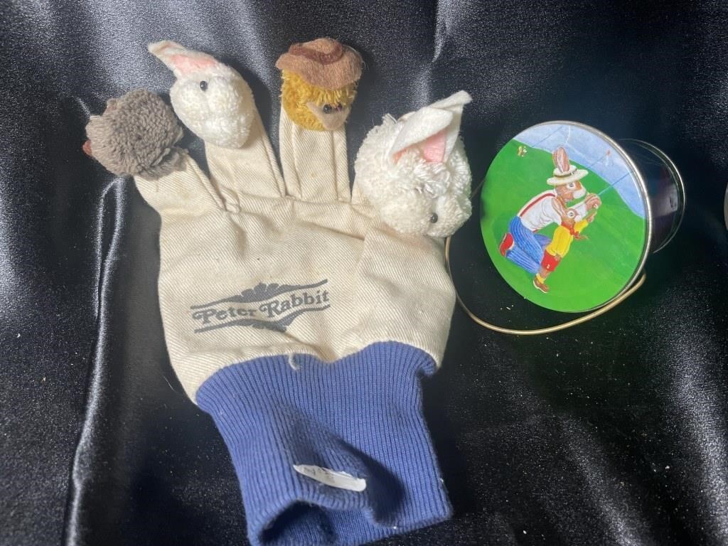 VTG Peter Rabbit Storytelling Glove & Tin Pail