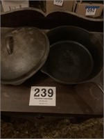 Deep cast iron fried pan no name with cast-iron
