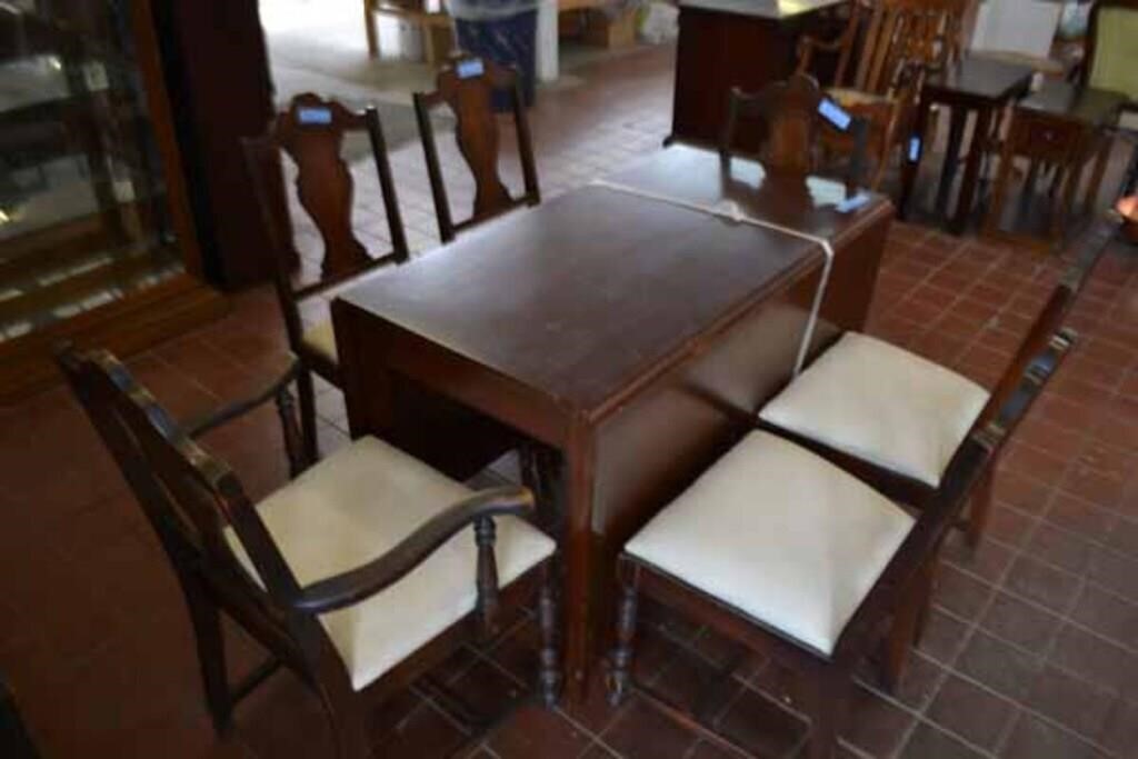 Mahogany Gate Leg Drop Leaf Table & 6 Chairs