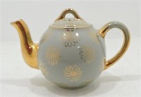 Hall China French teapot, 2 cup