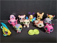 (12) Littlest Pet Shop Pets