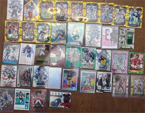 Huge Encore Sports Card/Pokemon & Stamp Auction 1000+ Lots