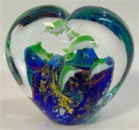 GREAT VINTAGE BLOWN GLASS HEART SHAPED PAPERWEIGHT