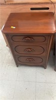 End table 22x16x30