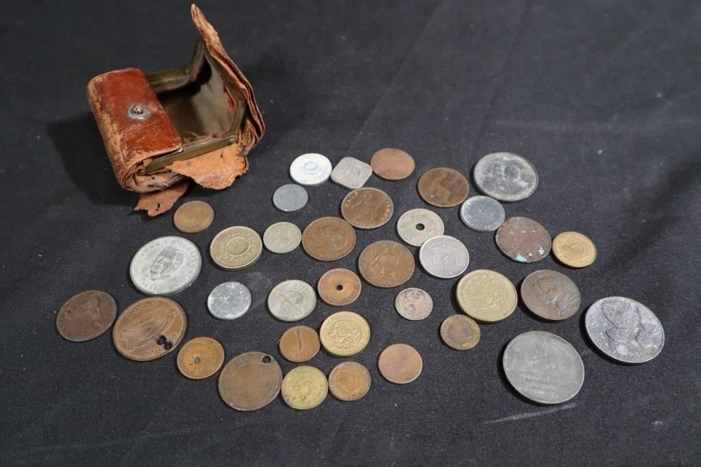 Old change purse and contents