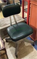 Vintage Shaw Walker swivel chair on caster