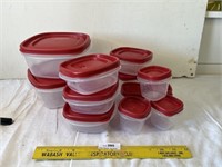 Rubbermaid Storage Containers Lot - Look New!