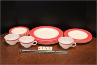 Pyrex plates and 3 cups