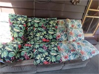 (5)Patio chair cushions.
