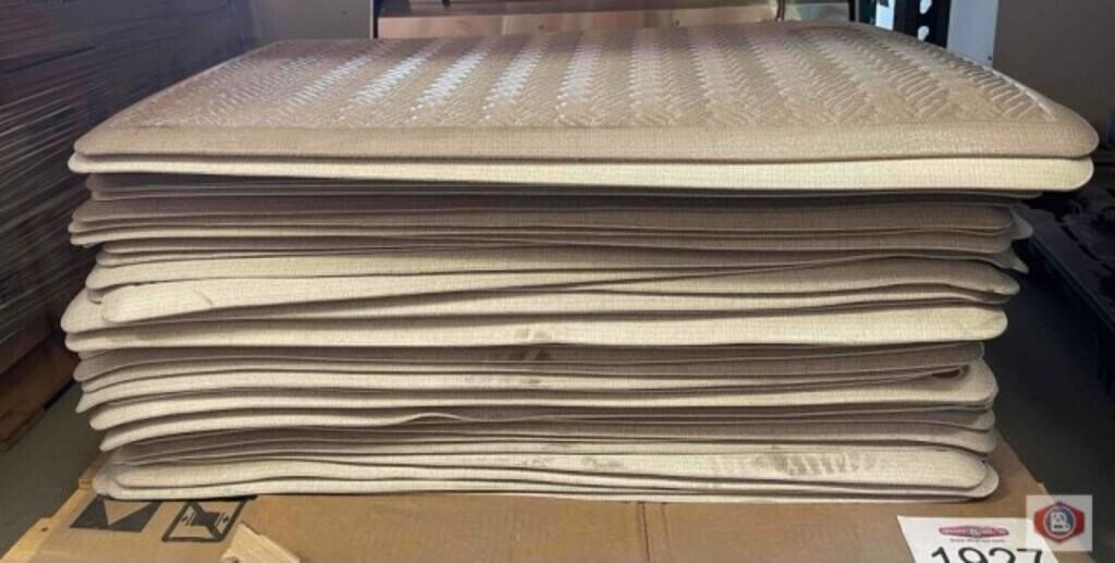 approx. 29 pcs; mix comfort mats Some mats have