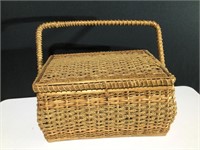 Vintage Handled Sewing Basket & Contents