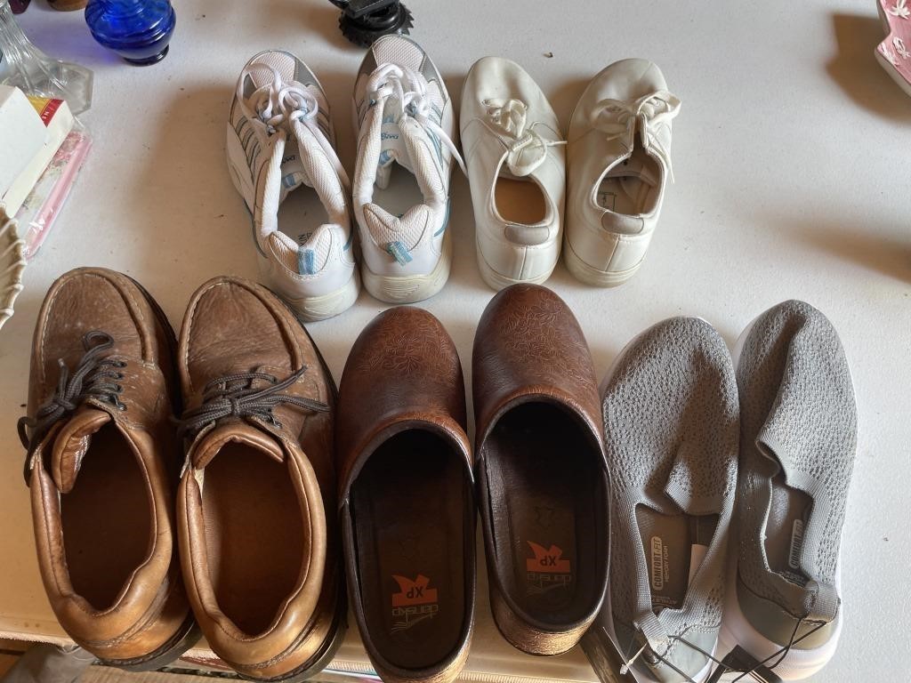 5  pairs shoes womens 8-8.5