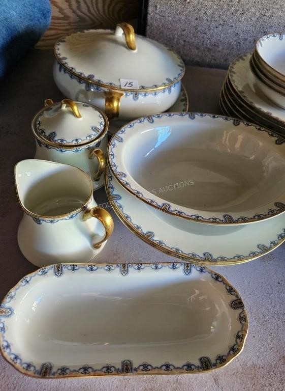 France Depose Serving Set