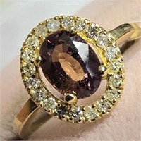 $1640 10K  Natural Garnet(1ct) 20 Side Diamonds(0.