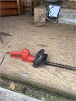 Electric hedge trimmer- 18”
