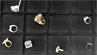 Lot #4974 - (8) Costume jewelry rings (some
