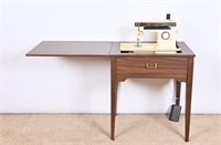 Vintage Singer 7105 Sewing Machine In Cabinet