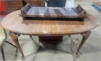 WOOD DINING TABLE W/ LEAVES