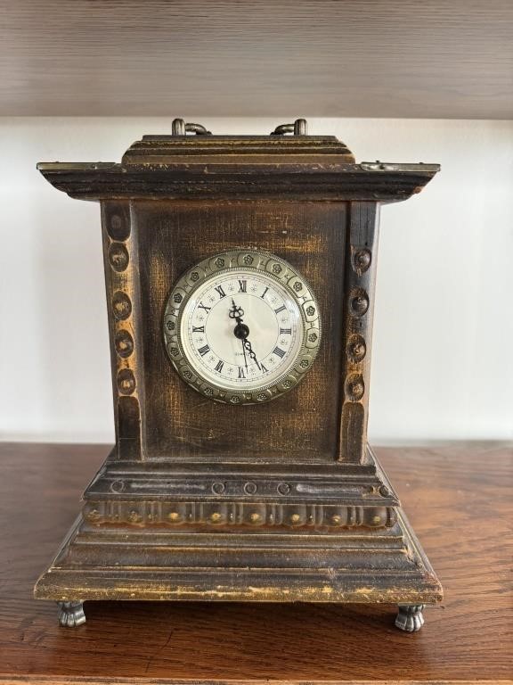 Battery Operated Wooden Mantle Clock