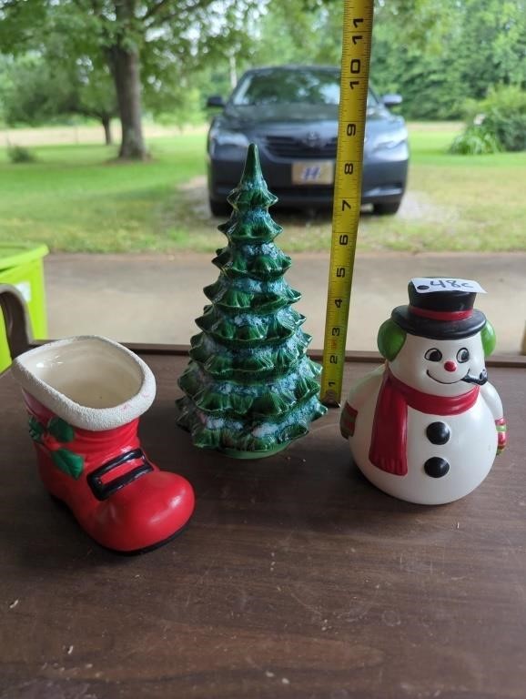 Vintage small ceramic Christmas decor