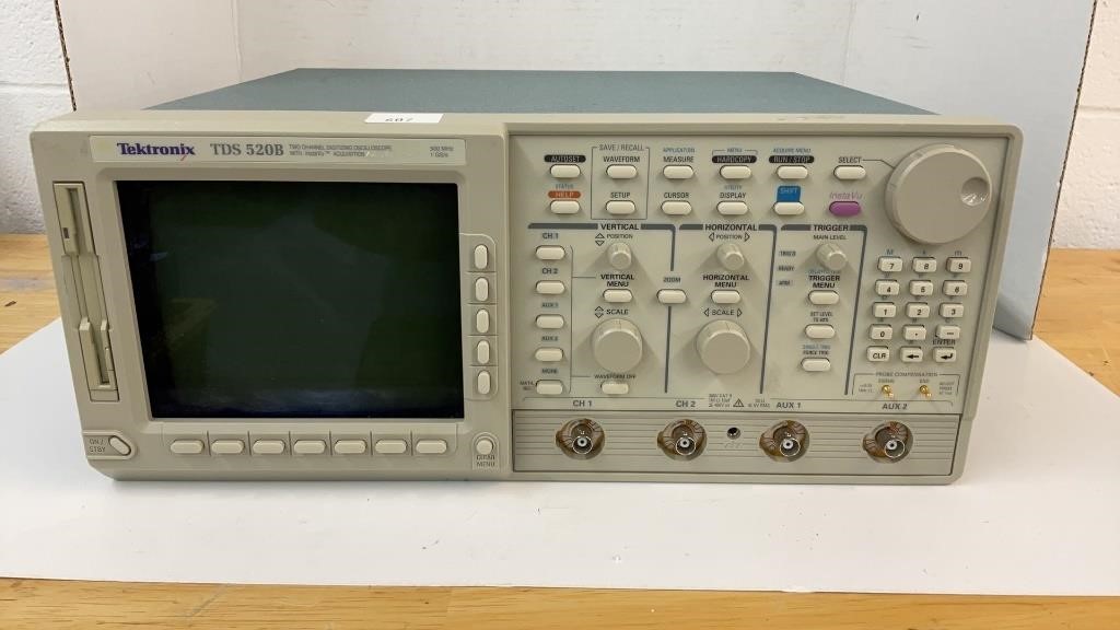 Tektronix TDS 520B two channel digitizing