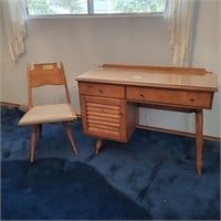 U216 MCM Maple desk and matching chair