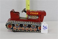 KO LITHO TIGER TIN WIND UP TRACTOR