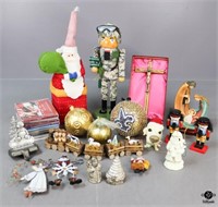 Christmas Figurines & Ornaments