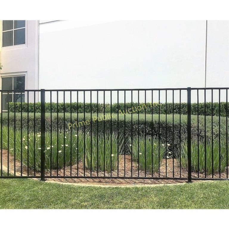US Door and Fence $1879 Retail 17pcs Fence Set