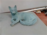 Vintage outdoor ceramic cat decor