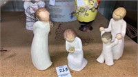 Willow tree figurines lot of 3