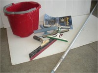 Squeegees & Telescoping Pole