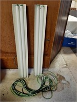 2 Florence light and extension cord