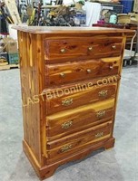 Cedar 5 drawer chest of drawers