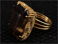 18K Gold Ring w/Smoky Topaz Stone 18.6g TW size 7