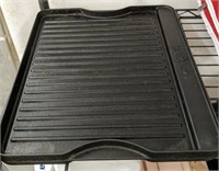 CAMP CHEF CAST IRON GRIDDLE TOP 18X 14