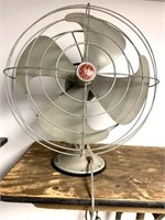 Vintage GE Fan Runs Great