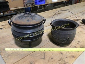 2 cast iron "Potjie Pot"s, one not marked & l